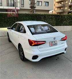 MG 5 Plus